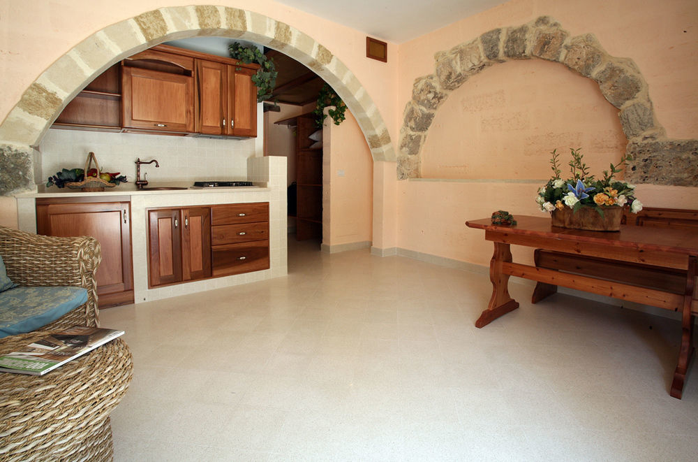 مبيت وإفطار Sanarica Masseria Quadrelli المظهر الخارجي الصورة