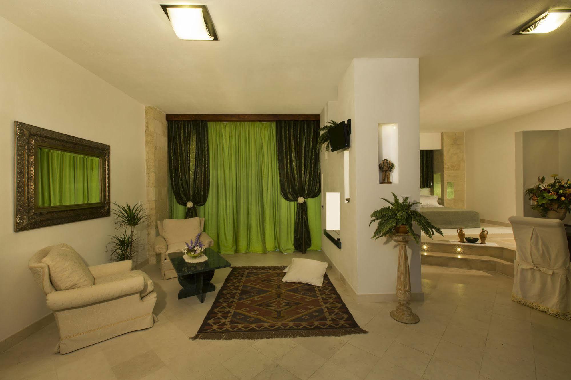 مبيت وإفطار Sanarica Masseria Quadrelli المظهر الخارجي الصورة